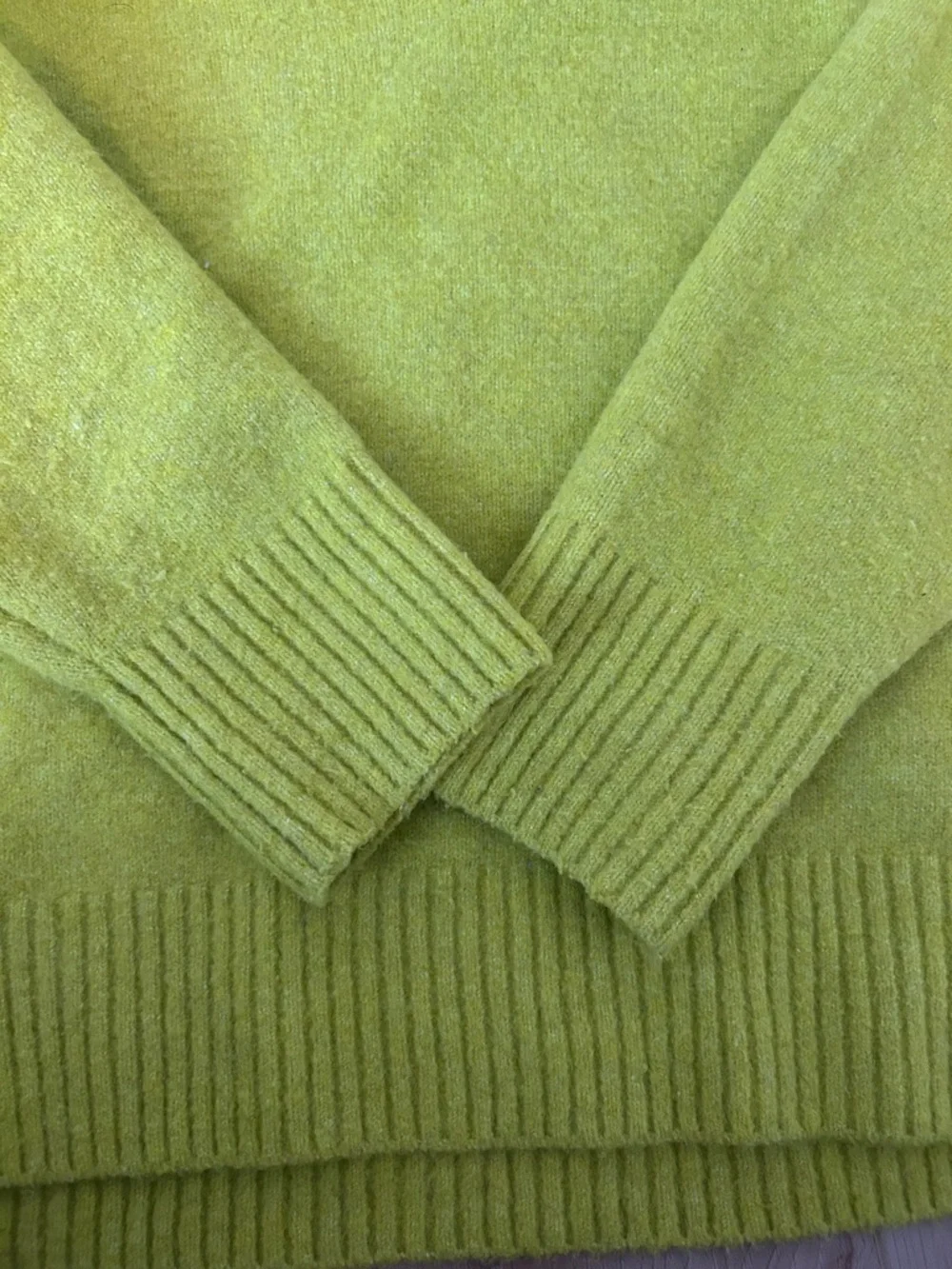 Zara V-Neck Sweater in Bright Lime - Picture 3 of 3